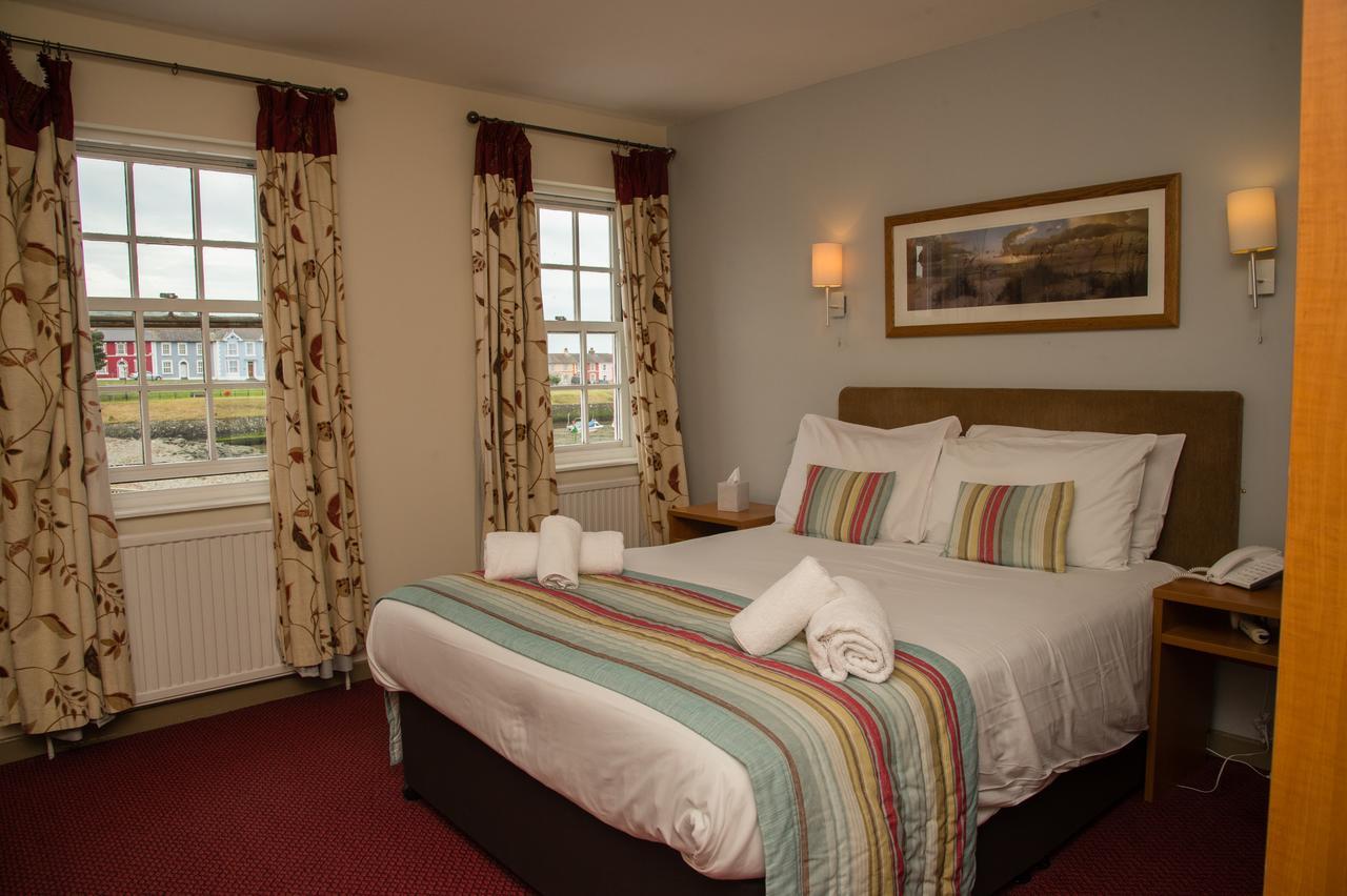 Monachty Hotel Aberaeron Exterior foto